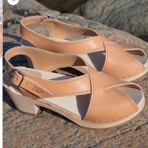 Sandgrens Swedish Morocco crossed clog sandals in ecru